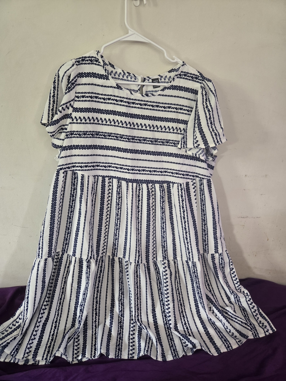 SHEIN White and Navy Striped Tiered Short Sleeve Dress